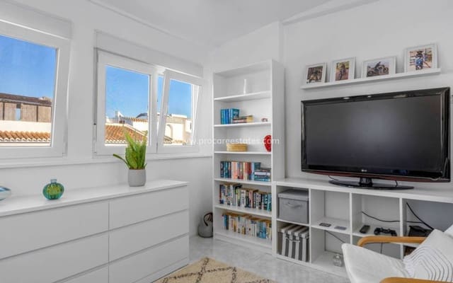 2 bedroom Villa for sale in Ciudad Quesada, Rojales with pool - € 195,000 (Ref: 9503073)