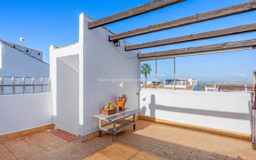 2 bedroom Villa for sale in Ciudad Quesada with pool - € 195,000 (Ref: 9503073)