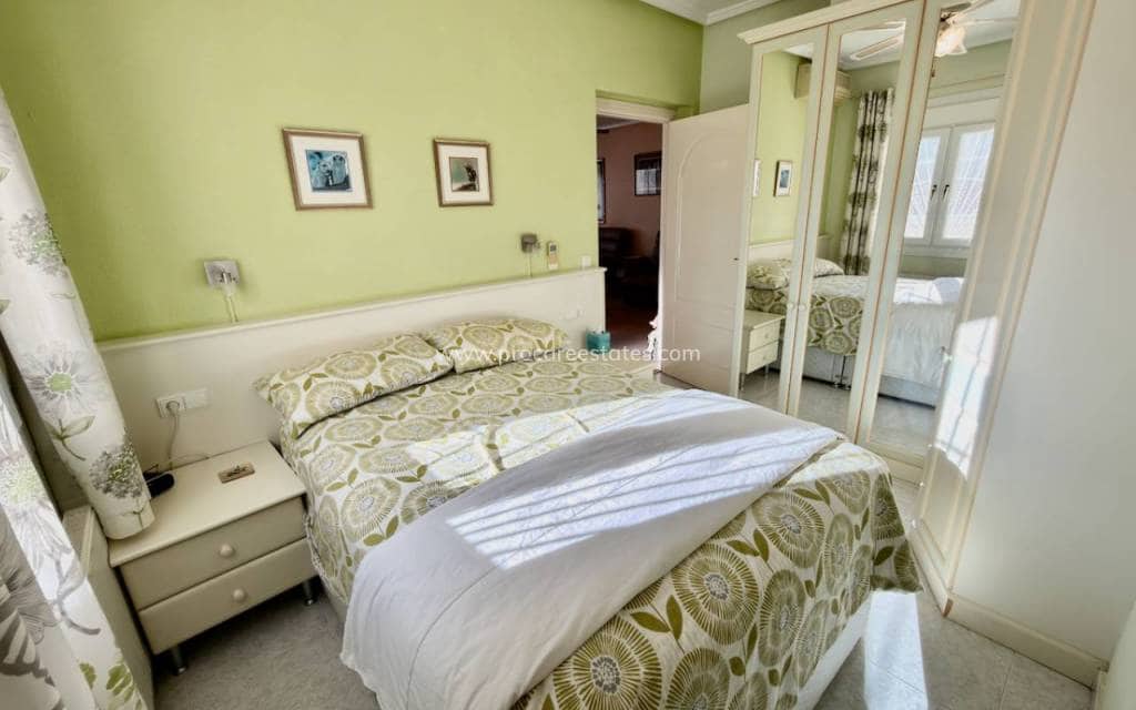 3 bedroom Villa for sale in Ciudad Quesada with pool - € 225,000 (Ref: 9503074)