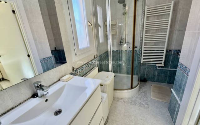 3 bedroom Villa for sale in Ciudad Quesada, Rojales with pool - € 225,000 (Ref: 9503074)