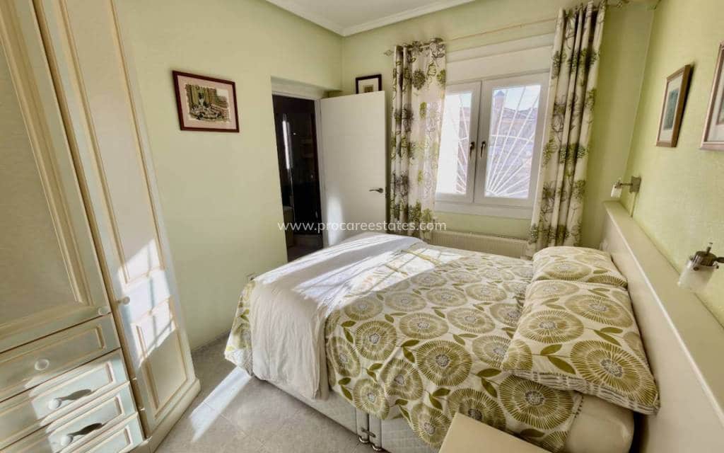 3 bedroom Villa for sale in Ciudad Quesada with pool - € 225,000 (Ref: 9503074)