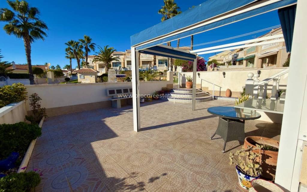 3 bedroom Villa for sale in Ciudad Quesada with pool - € 225,000 (Ref: 9503074)