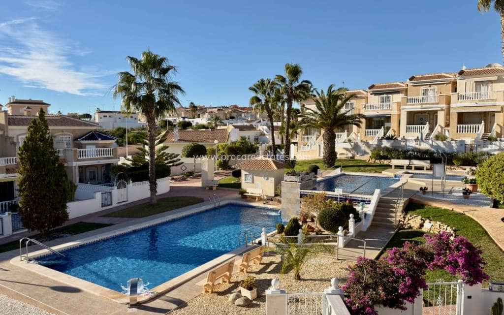 3 bedroom Villa for sale in Ciudad Quesada with pool - € 225,000 (Ref: 9503074)