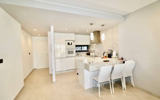 3 soverom Leilighet til salgs i Guardamar del Segura med svømmebasseng garasje - € 269 500 (Ref: 9618459)