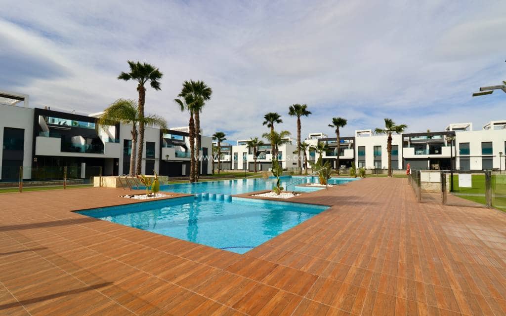 3 sovrum Lägenhet till salu i Guardamar del Segura med pool garage - 269 500 € (Ref: 9618459)