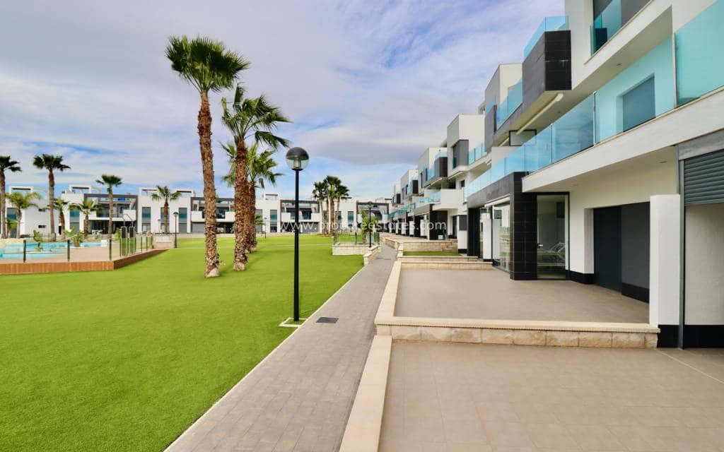 3 sovrum Lägenhet till salu i Guardamar del Segura med pool garage - 269 500 € (Ref: 9618459)