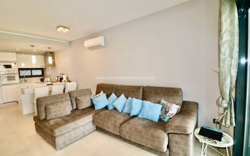 3 sovrum Lägenhet till salu i Guardamar del Segura med pool garage - 269 500 € (Ref: 9618459)