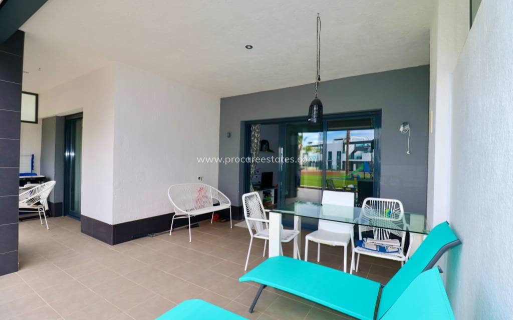 3 sovrum Lägenhet till salu i Guardamar del Segura med pool garage - 269 500 € (Ref: 9618459)