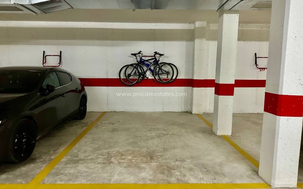 3 sovrum Lägenhet till salu i Guardamar del Segura med pool garage - 269 500 € (Ref: 9618459)