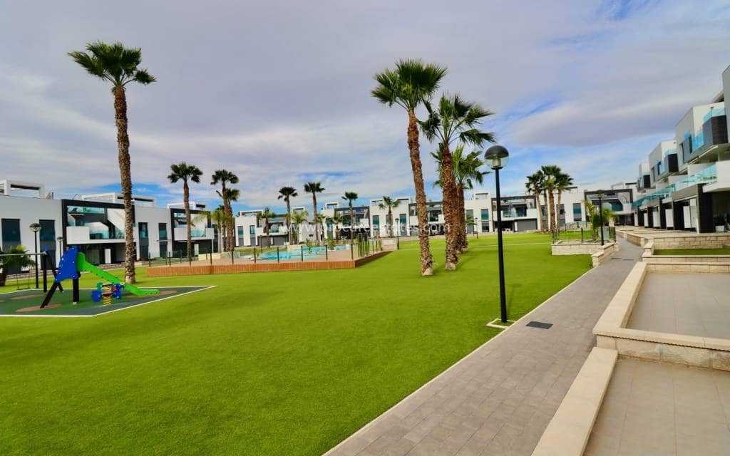 3 sovrum Lägenhet till salu i Guardamar del Segura med pool garage - 269 500 € (Ref: 9618459)