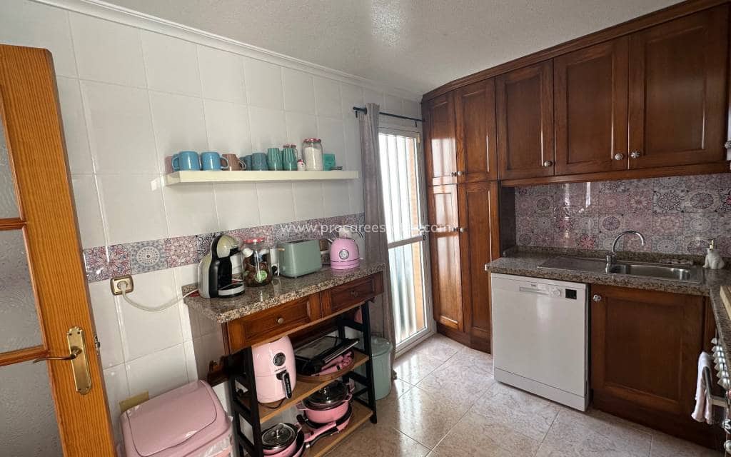 3 makuuhuone Huvila myytävänä paikassa El Raso mukana uima-altaan - 220 000 € (Ref: 9672152)