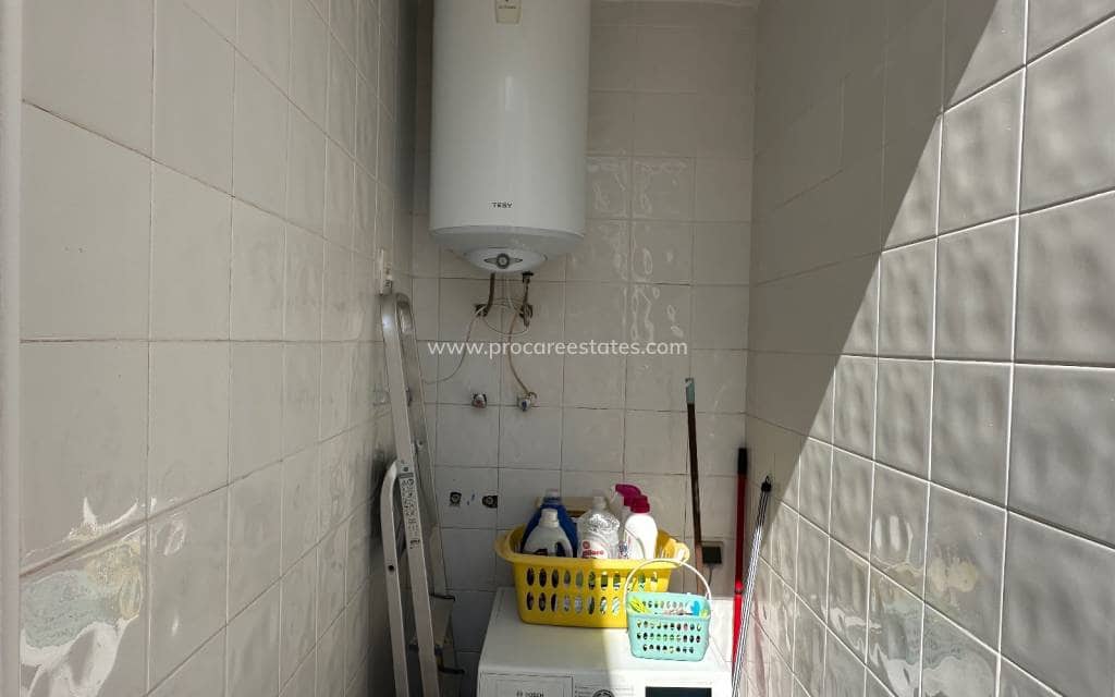 3 makuuhuone Huvila myytävänä paikassa El Raso mukana uima-altaan - 220 000 € (Ref: 9672152)