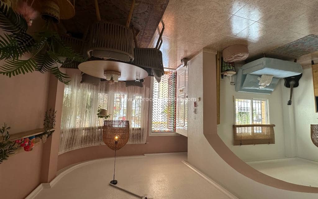 3 makuuhuone Huvila myytävänä paikassa El Raso mukana uima-altaan - 220 000 € (Ref: 9672152)