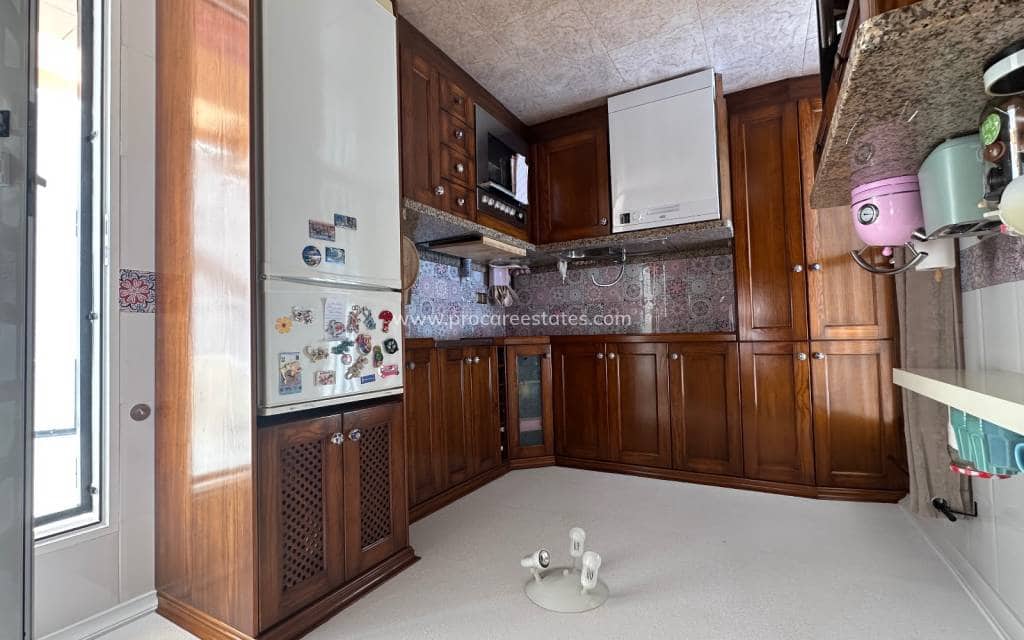 3 makuuhuone Huvila myytävänä paikassa El Raso mukana uima-altaan - 220 000 € (Ref: 9672152)