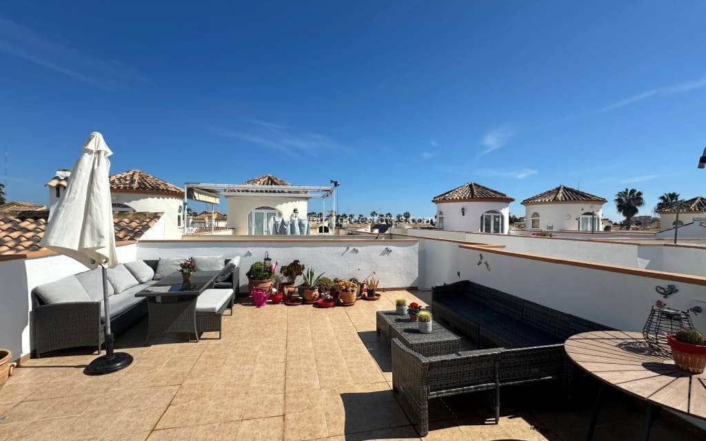 3 makuuhuone Huvila myytävänä paikassa El Raso mukana uima-altaan - 220 000 € (Ref: 9672152)