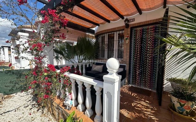 3 makuuhuone Huvila myytävänä paikassa El Raso, Guardamar del Segura mukana uima-altaan - 220 000 € (Ref: 9672152)