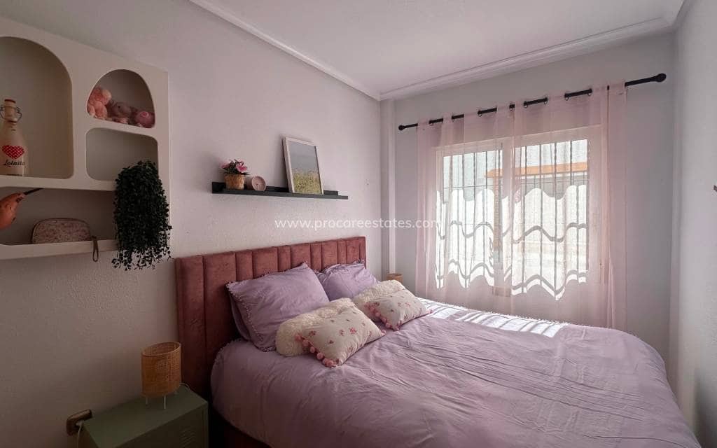 3 bedroom Villa for sale in El Raso with pool - € 220,000 (Ref: 9672152)