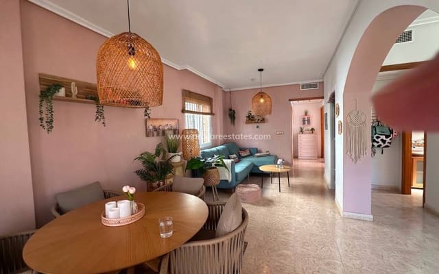 3 Zimmer Villa zu verkaufen in El Raso, Guardamar del Segura mit Pool - 220.000 € (Ref: 9672152)