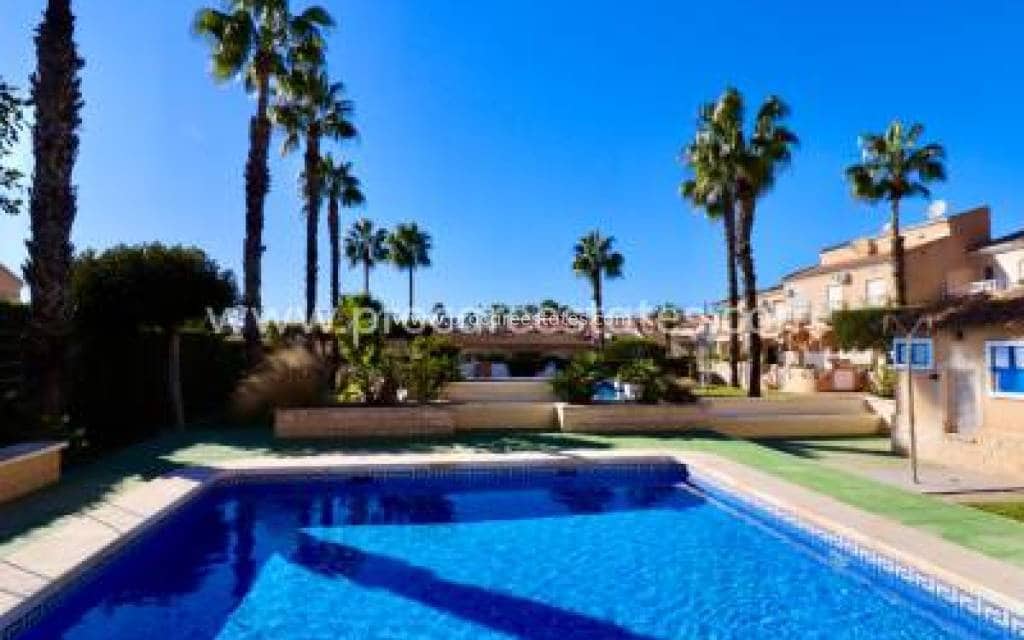 2 chambre Maison de Ville à vendre à Dona Pepa avec piscine - 260 000 € (Ref: 9672153)