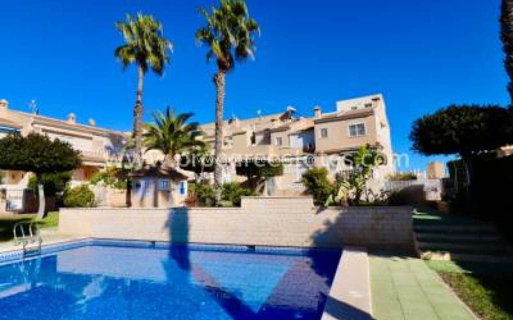 2 chambre Maison de Ville à vendre à Dona Pepa avec piscine - 260 000 € (Ref: 9672153)