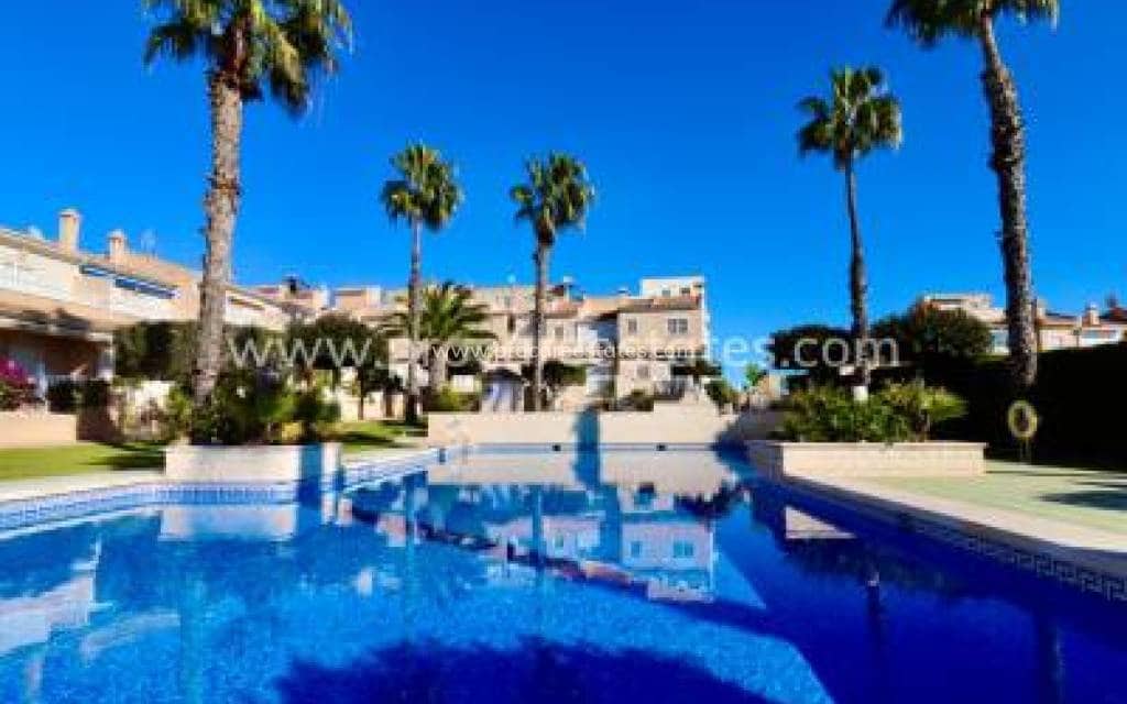 2 chambre Maison de Ville à vendre à Dona Pepa avec piscine - 260 000 € (Ref: 9672153)