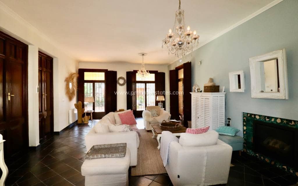 6 sypialnia Finka/Dom wiejski na sprzedaż w Rojales z basenem garażem - 619 000 € (Ref: 9679213)