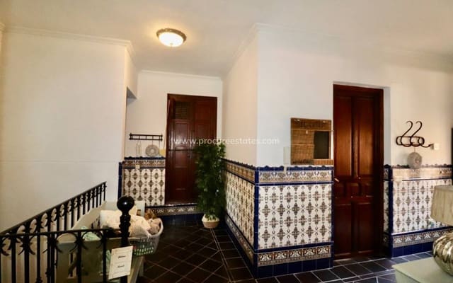 6 sypialnia Finka/Dom wiejski na sprzedaż w Rojales z basenem garażem - 619 000 € (Ref: 9679213)