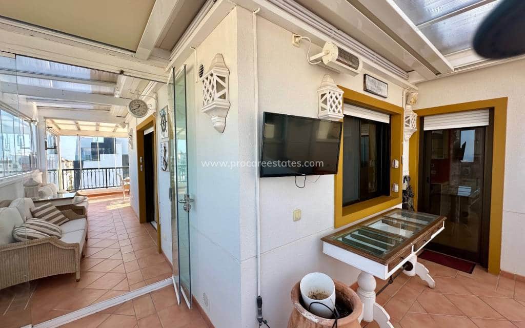 2 soveværelse Lejlighed til salg i Guardamar del Segura med swimmingpool - € 470.000 (Ref: 9709073)