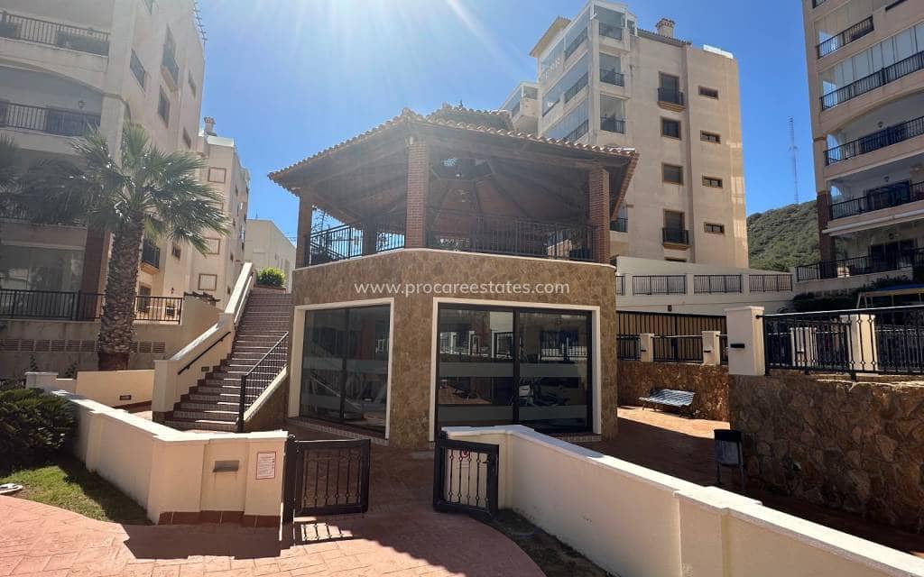 2 bedroom Apartment for sale in Guardamar del Segura with pool - € 470,000 (Ref: 9709073)