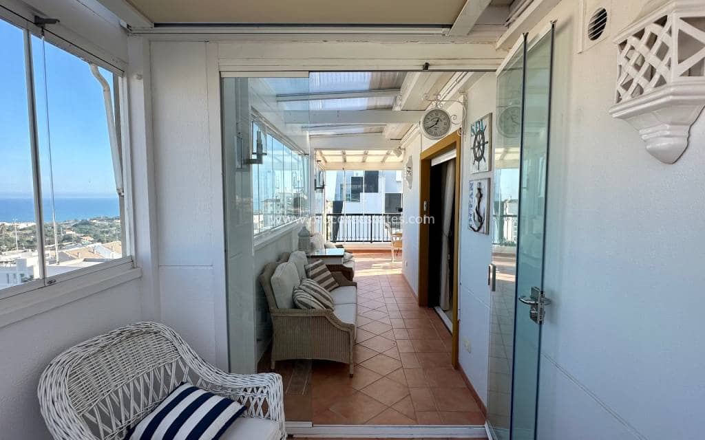 2 soverom Penthouse til salgs i Guardamar del Segura med svømmebasseng - € 470 000 (Ref: 9709074)