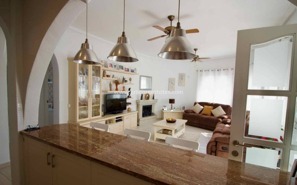 3 soveværelse Villa til salg i Ciudad Quesada med swimmingpool - € 425.000 (Ref: 9771827)