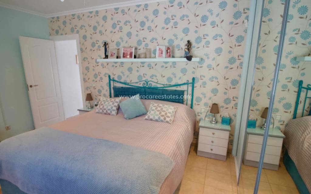 3 soveværelse Villa til salg i Ciudad Quesada med swimmingpool - € 425.000 (Ref: 9771827)