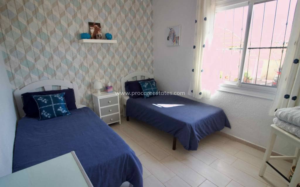 3 soveværelse Villa til salg i Ciudad Quesada med swimmingpool - € 425.000 (Ref: 9771827)