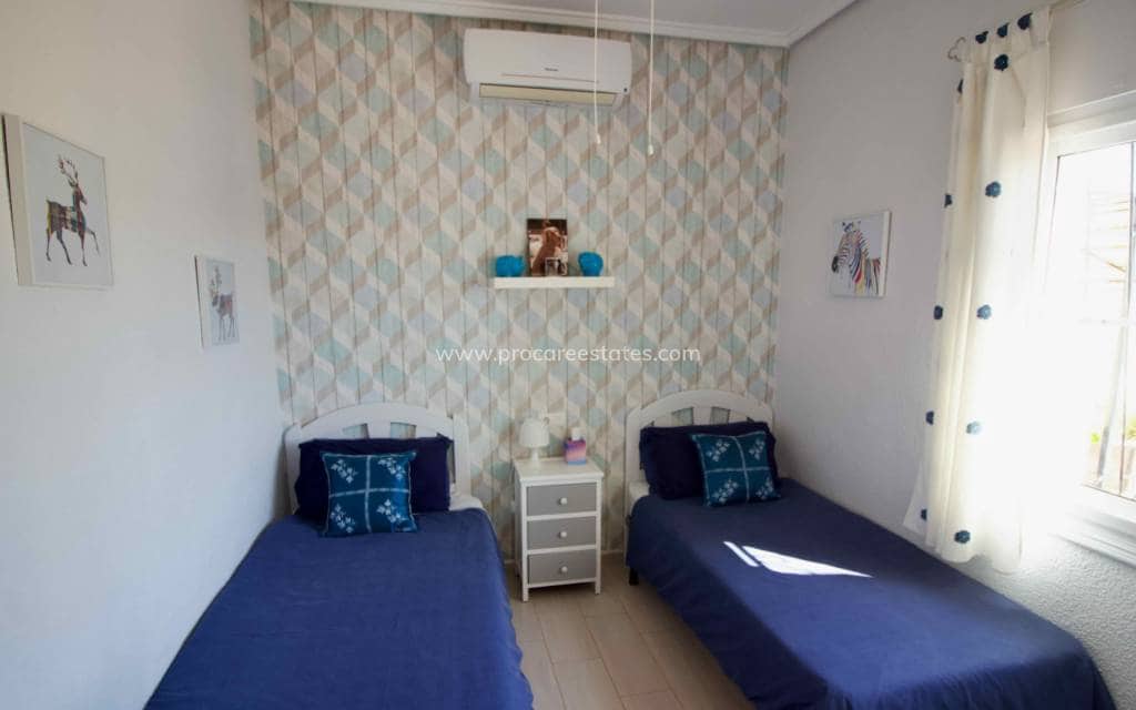 3 soveværelse Villa til salg i Ciudad Quesada med swimmingpool - € 425.000 (Ref: 9771827)