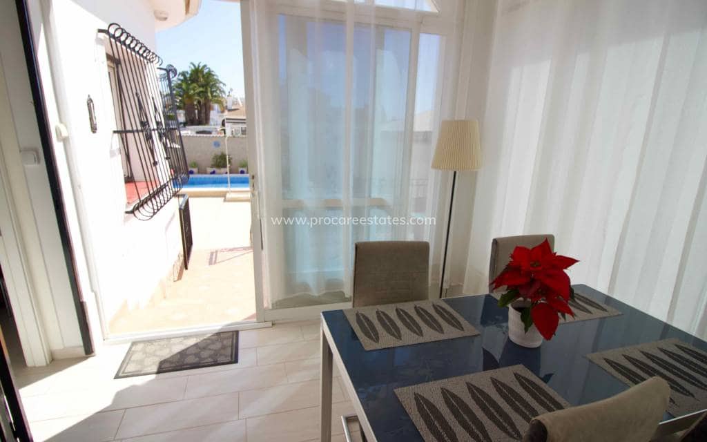 3 soveværelse Villa til salg i Ciudad Quesada med swimmingpool - € 425.000 (Ref: 9771827)