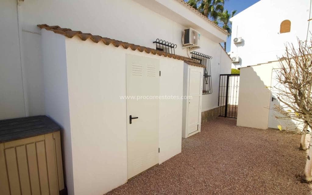 3 soveværelse Villa til salg i Ciudad Quesada med swimmingpool - € 425.000 (Ref: 9771827)