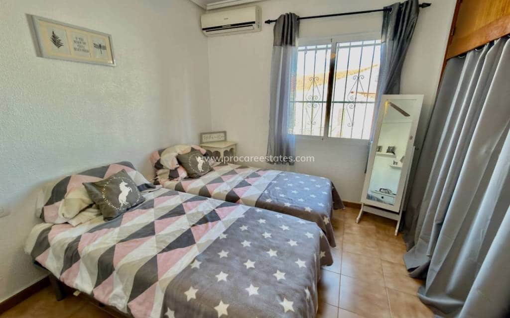 4 soveværelse Villa til salg i Ciudad Quesada med swimmingpool - € 495.000 (Ref: 9771828)