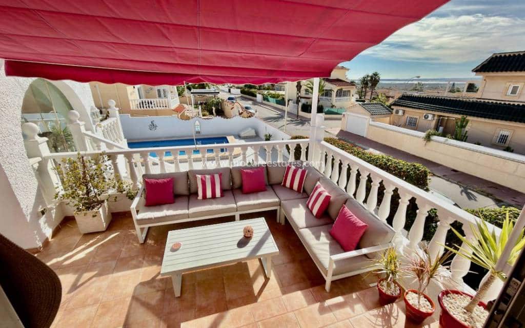 4 soveværelse Villa til salg i Ciudad Quesada med swimmingpool - € 495.000 (Ref: 9771828)