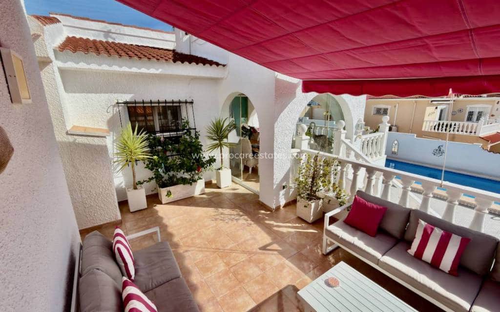 4 soveværelse Villa til salg i Ciudad Quesada med swimmingpool - € 495.000 (Ref: 9771828)