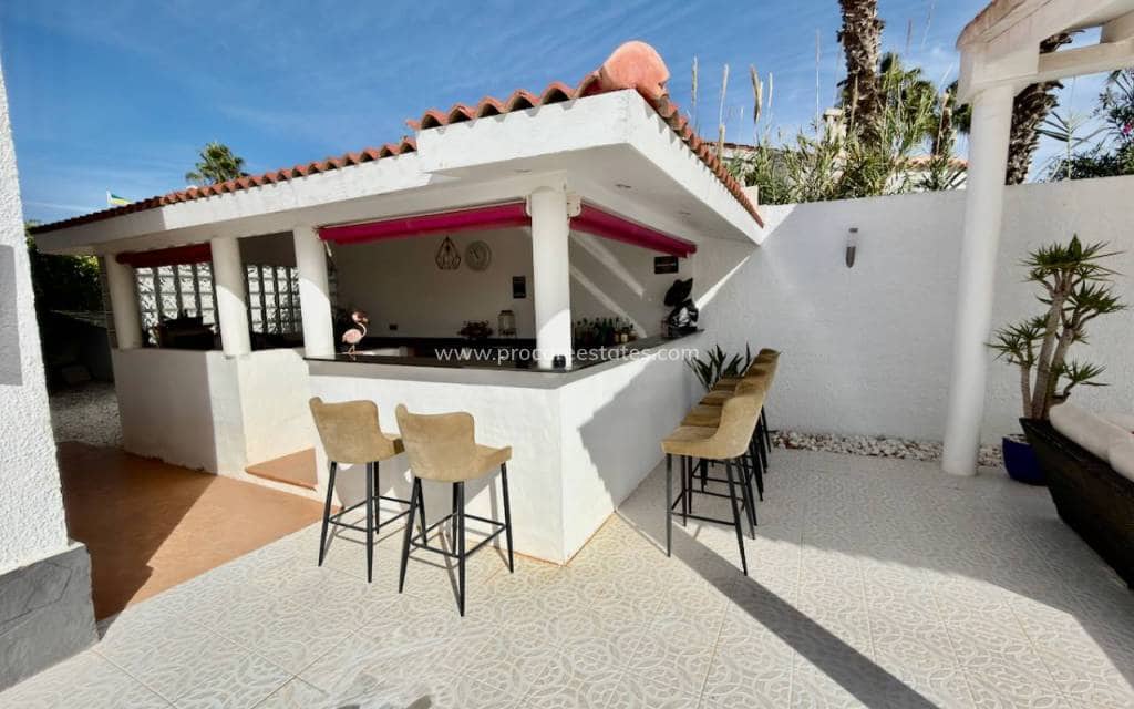 4 soveværelse Villa til salg i Ciudad Quesada med swimmingpool - € 495.000 (Ref: 9771828)