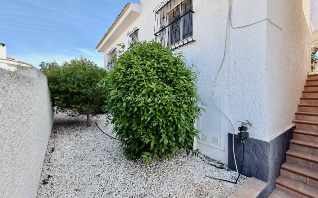 4 soveværelse Villa til salg i Ciudad Quesada med swimmingpool - € 495.000 (Ref: 9771828)