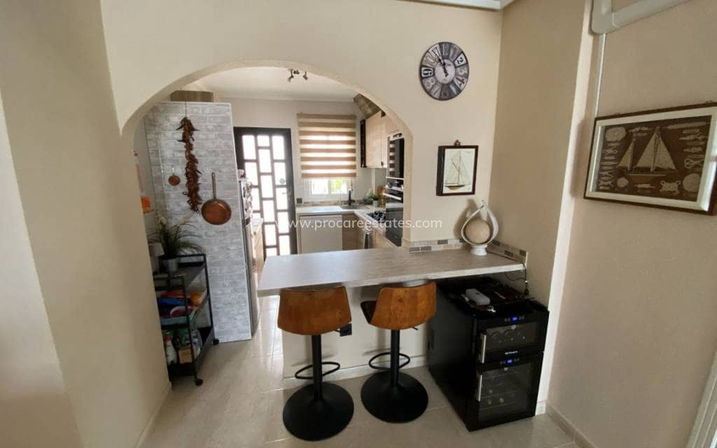 2 makuuhuone Huoneisto myytävänä paikassa Dona Pepa mukana uima-altaan - 189 995 € (Ref: 9771829)