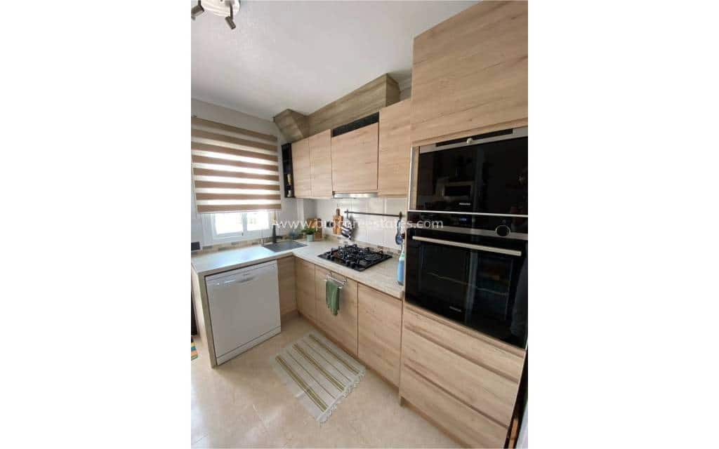 2 makuuhuone Huoneisto myytävänä paikassa Dona Pepa mukana uima-altaan - 189 995 € (Ref: 9771829)