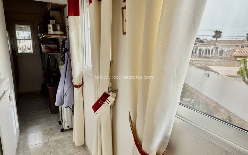 3 soveværelse Villa til salg i Ciudad Quesada med swimmingpool - € 399.000 (Ref: 9778610)