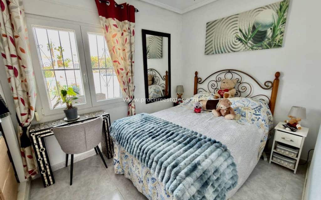 3 soveværelse Villa til salg i Ciudad Quesada med swimmingpool - € 399.000 (Ref: 9778610)