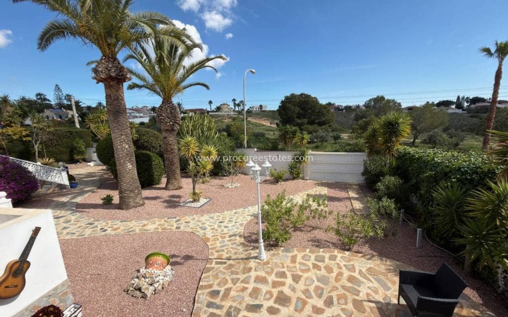 3 chambre Villa/Maison à vendre à Ciudad Quesada avec piscine - 599 950 € (Ref: 9778612)