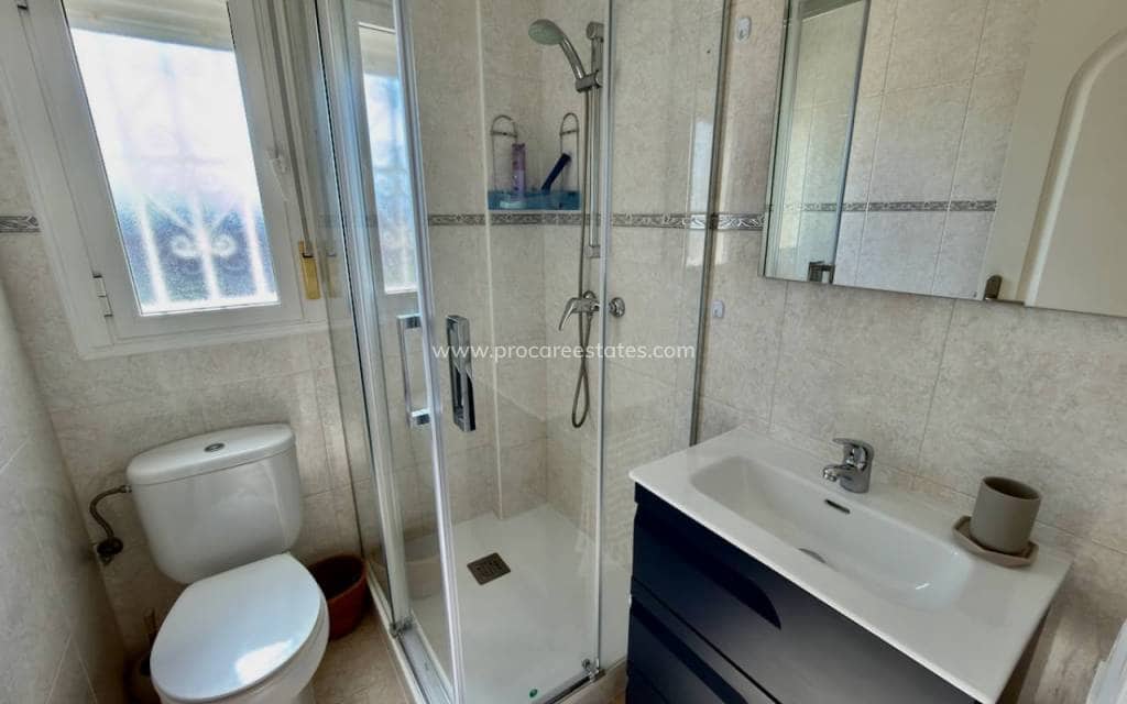 2 soveværelse Lejlighed til salg i Dona Pepa med swimmingpool - € 175.000 (Ref: 9778613)