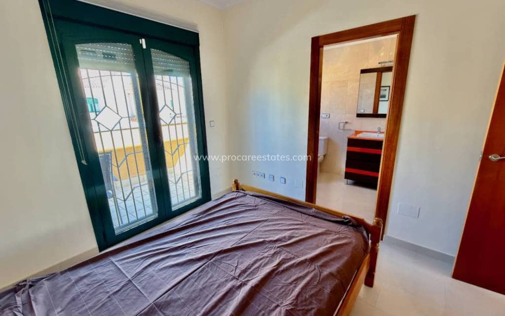 3 sypialnia Willa na sprzedaż w Ciudad Quesada z basenem - 340 000 € (Ref: 9778615)