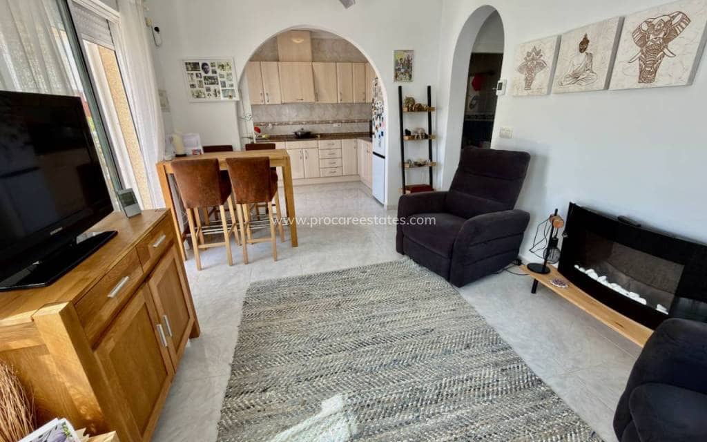 2 soveværelse Villa til salg i Ciudad Quesada med swimmingpool - € 235.000 (Ref: 9778616)