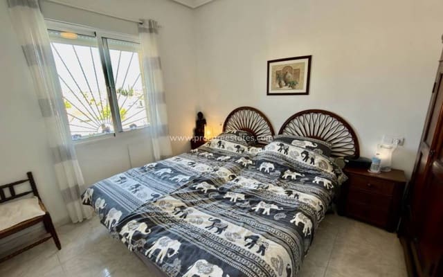 2 soveværelse Villa til salg i Ciudad Quesada, Rojales med swimmingpool - € 235.000 (Ref: 9778616)